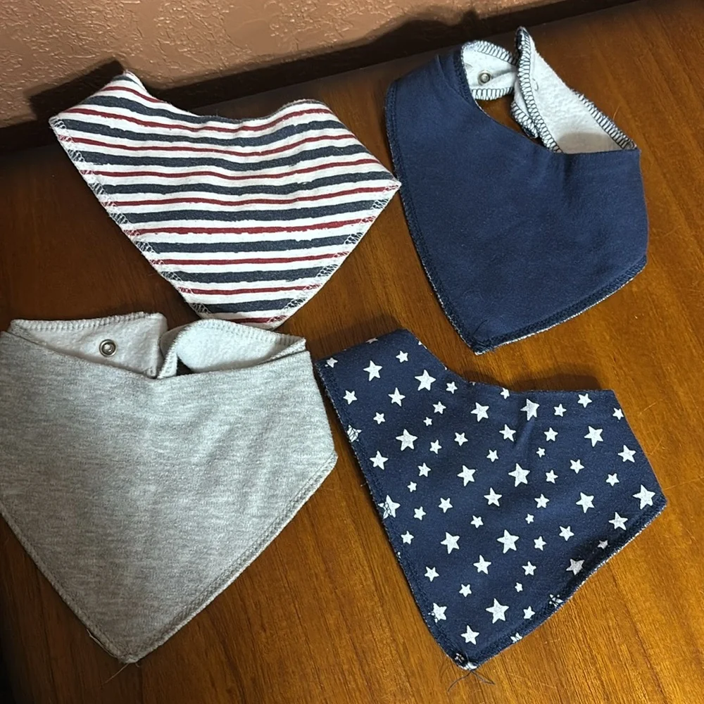 7 bandana bibs